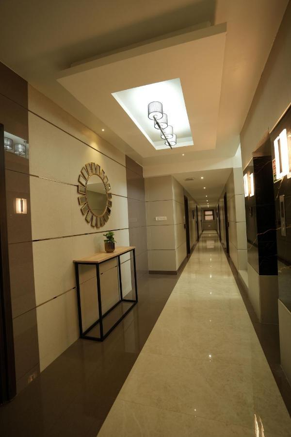 Sri Ambal Grand Hotel Virudunagar Exterior foto