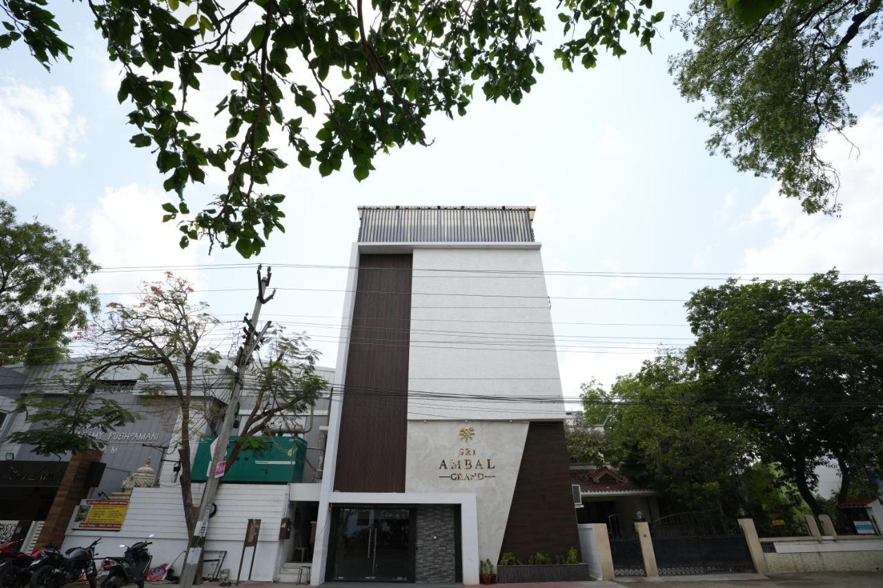 Sri Ambal Grand Hotel Virudunagar Exterior foto